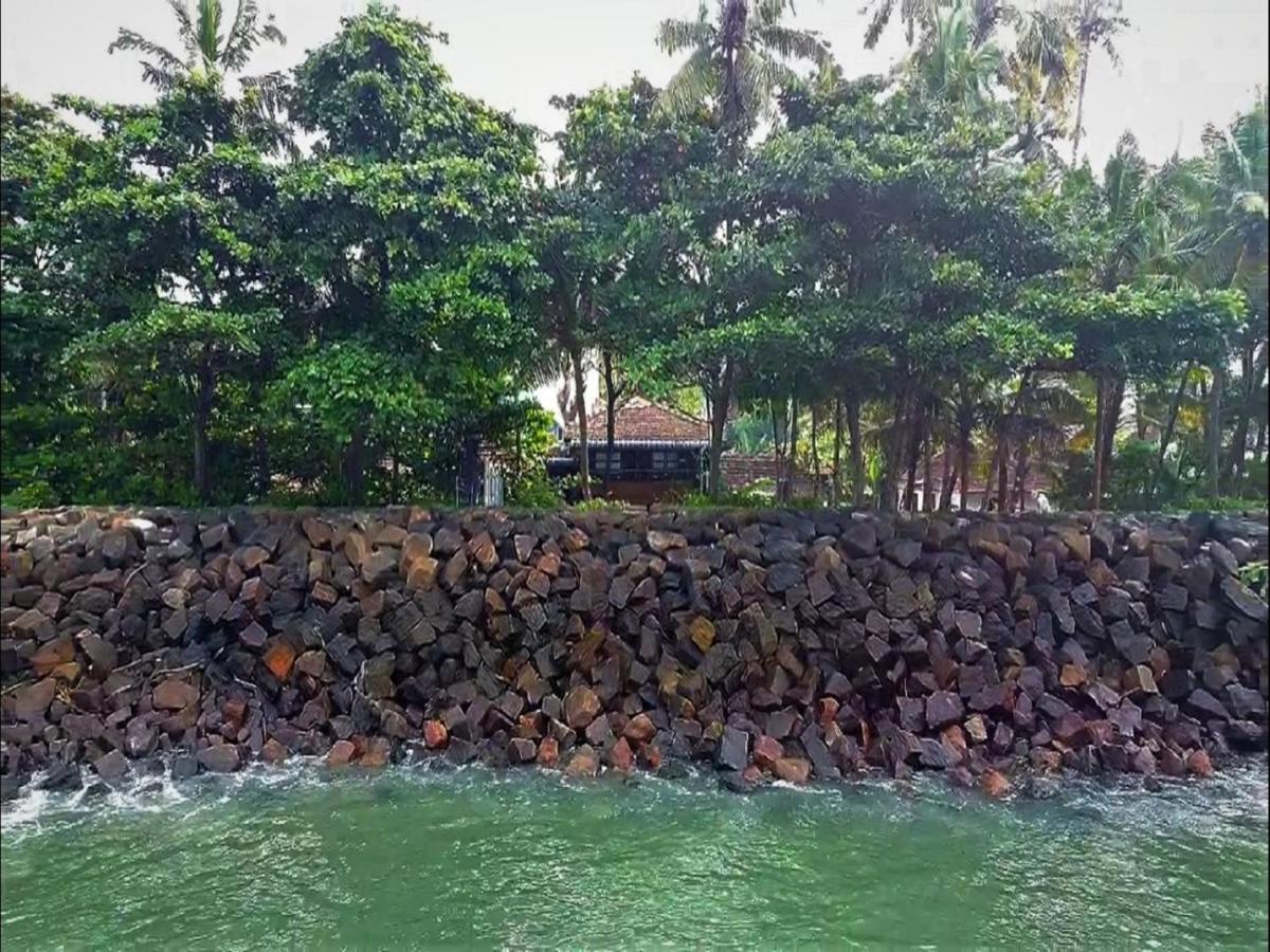 Sea Hut Homestay Kochi Exteriör bild