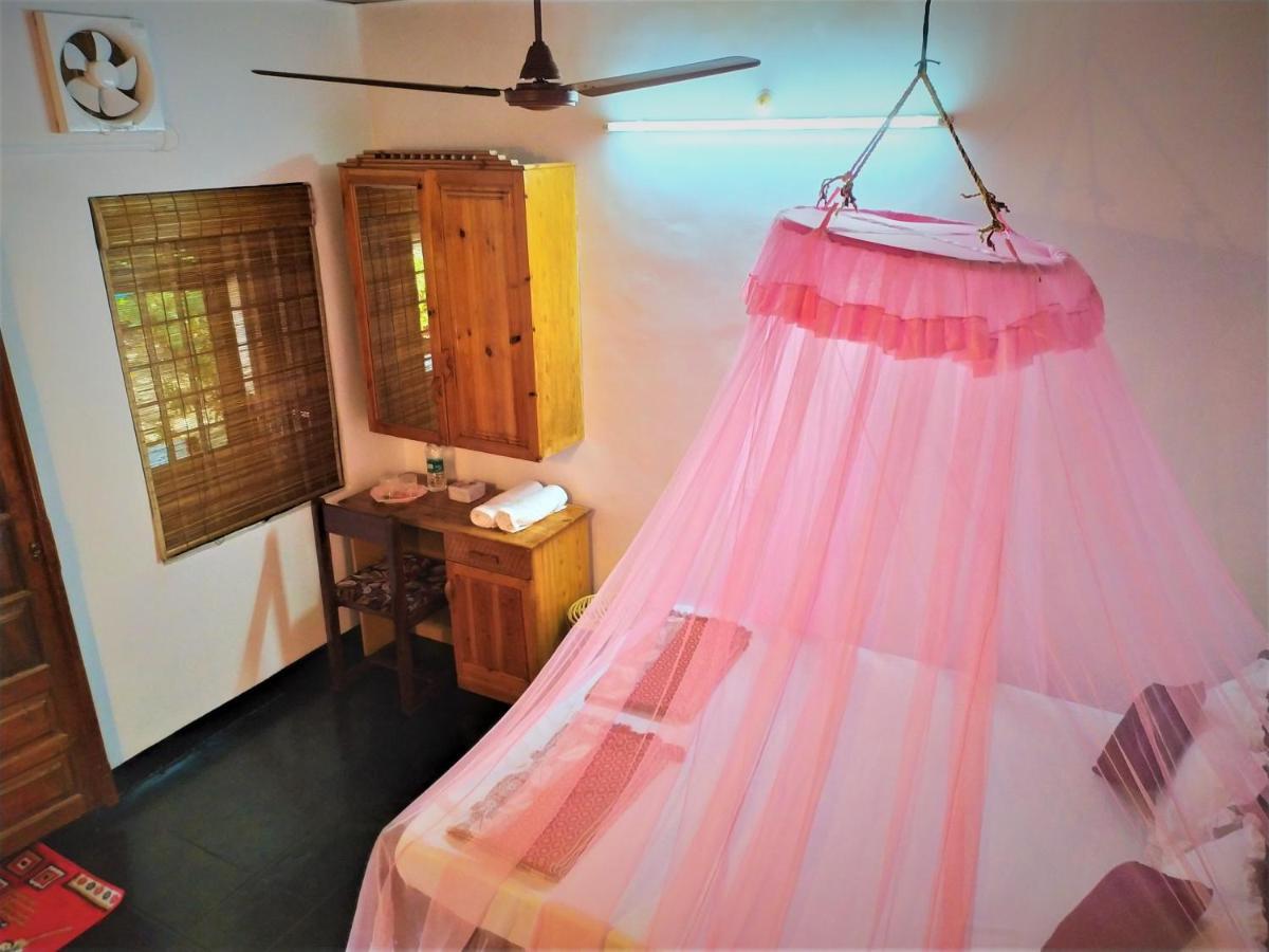 Sea Hut Homestay Kochi Exteriör bild